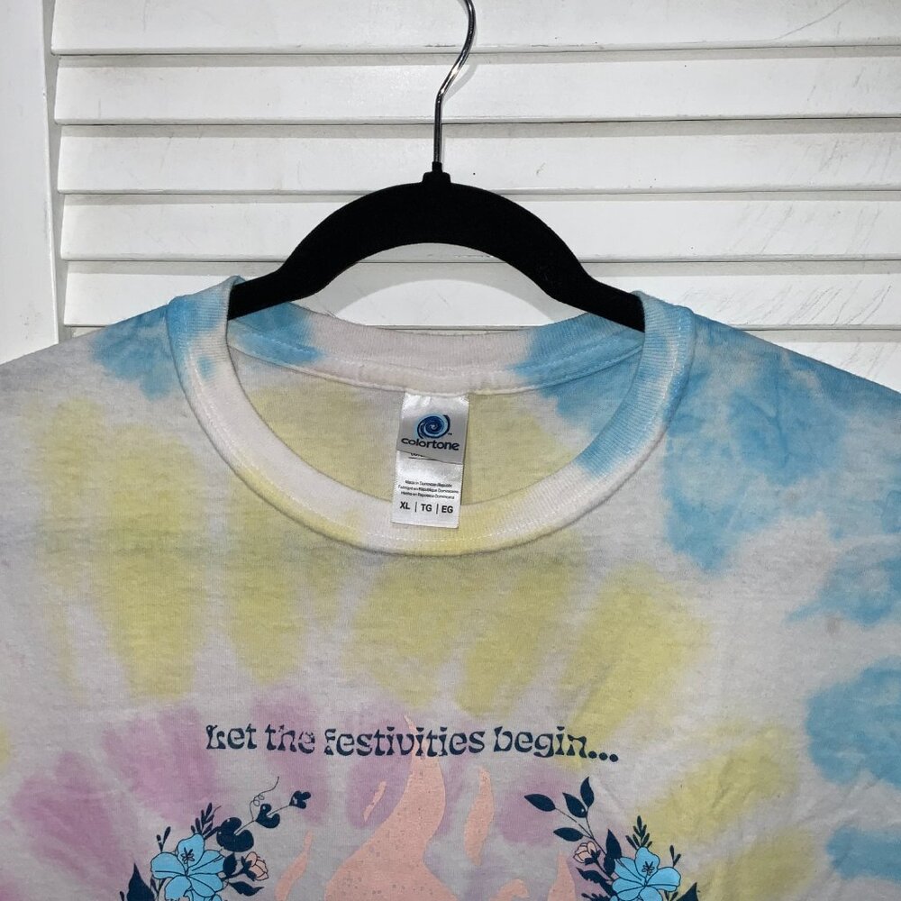 Midsommer Tie-Dye Graphic Tee Size XL - Picture 2 of 3